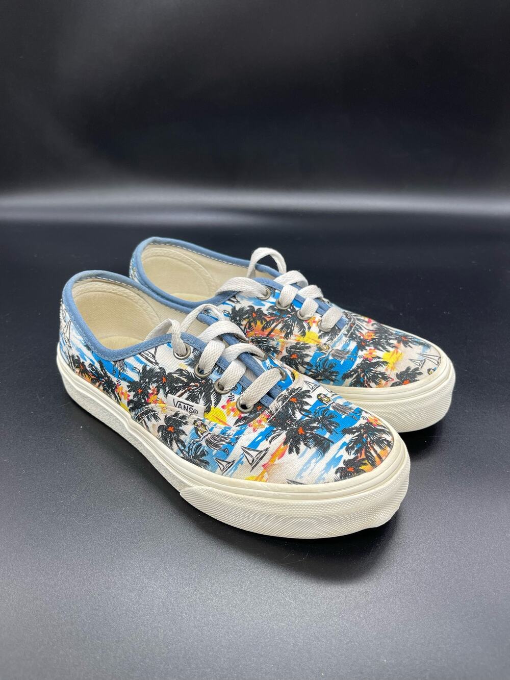 Vans Custom Aloha Authentic Kids Size 2